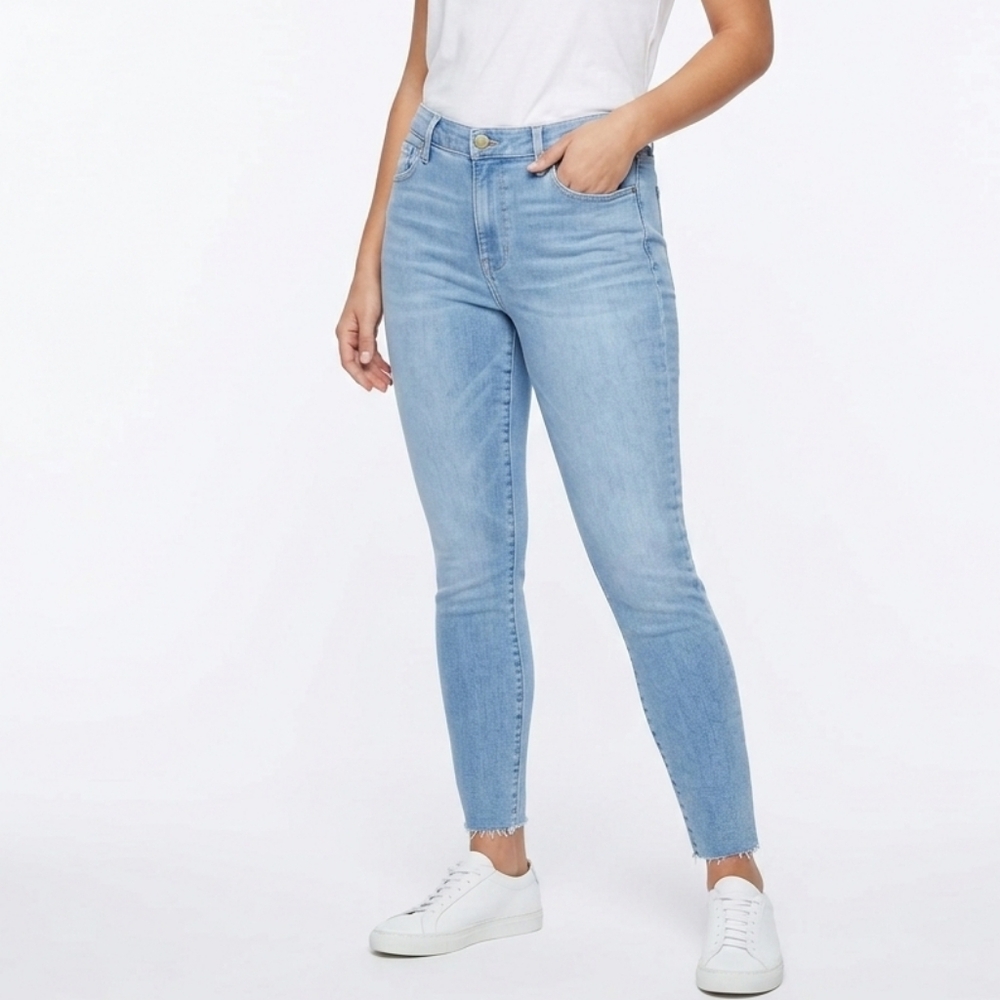NWOT FRAME Le High Skinny Jeans Europa LightWash RawHem Stretch /93% COTTON-29